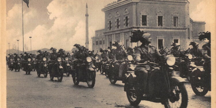 Bersaglieri italiani in Albania, Collezione Edwin Jacques