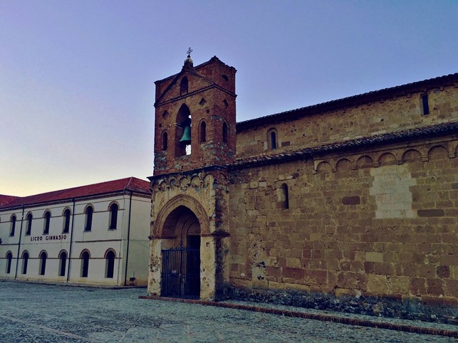 Collegio Italo Albanese E Chiesa S Adriano San Demetrio Corone 16