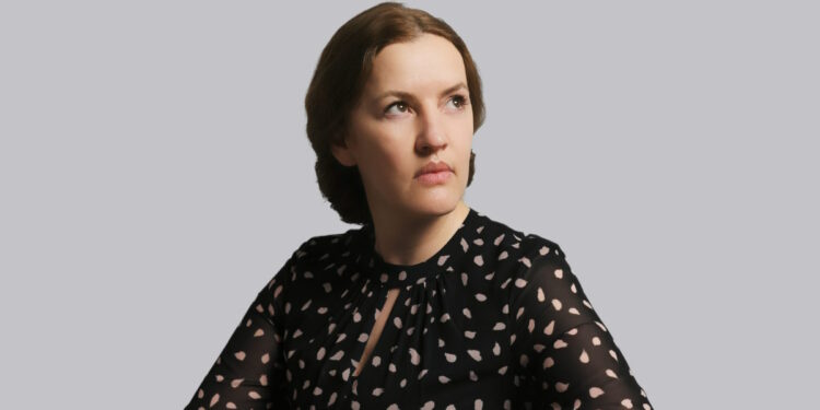 Shqiponja Axhami Trota Poetessa Albanese