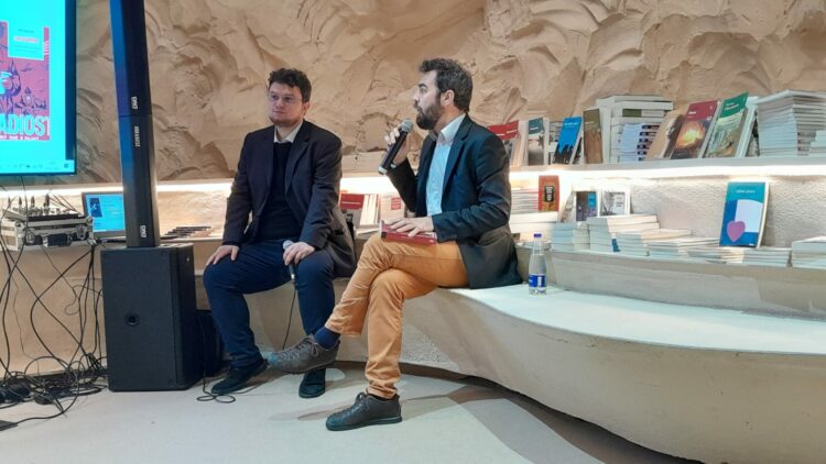 2809a3b4 24c4 48fd 9ce5 7a1645627111