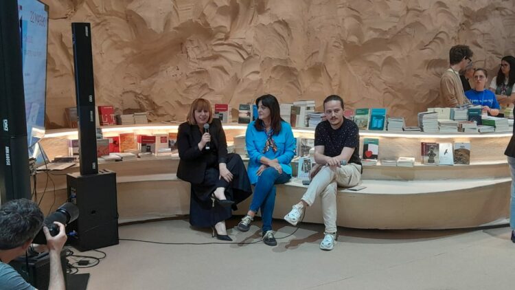 365a9376 A504 48e5 80af 3643b8140d7f