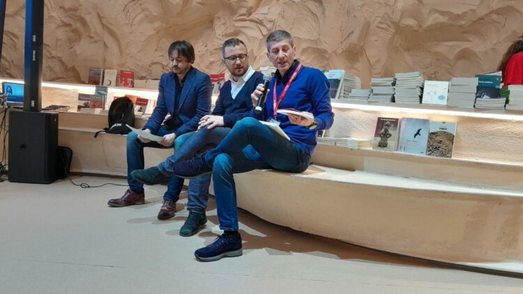 B933a4c0 6477 424c A851 622b7fa8b037