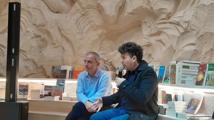 Cb45a9aa 703c 4700 81d2 D0b30a2c1865