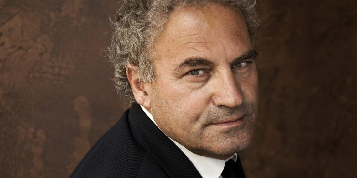 Visar Zhiti Cover 1140x570