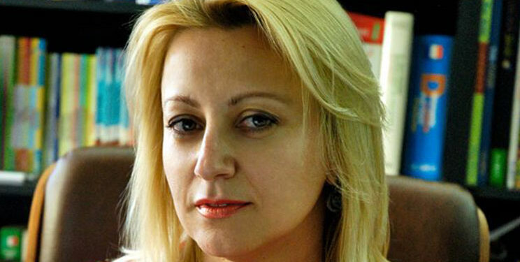 Irena Toçi, direttrice della casa editrice Toena